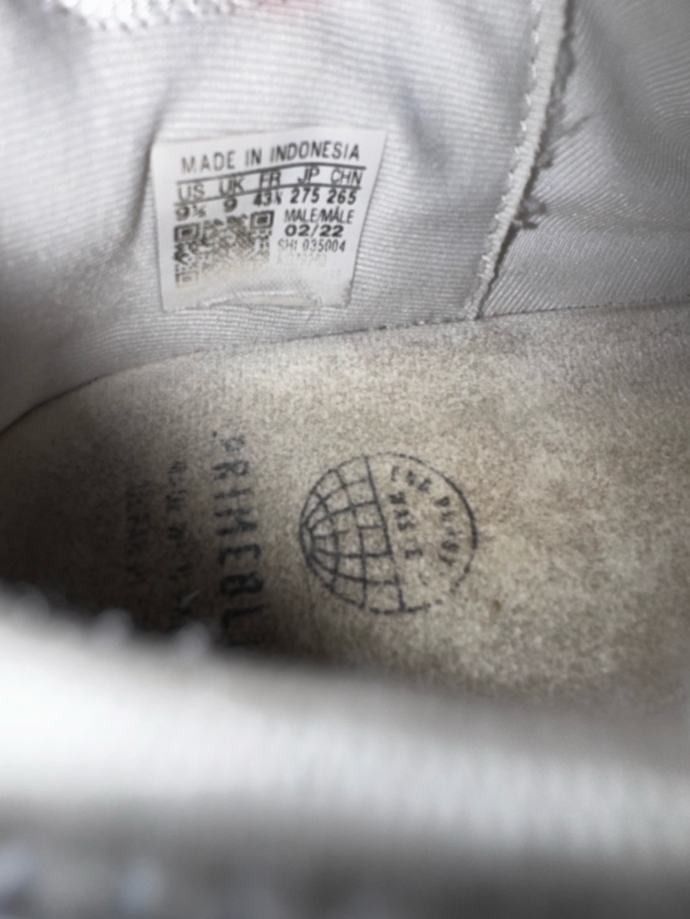 Mens Adidas White NMD R1 Shoes - Picture 7 of 8